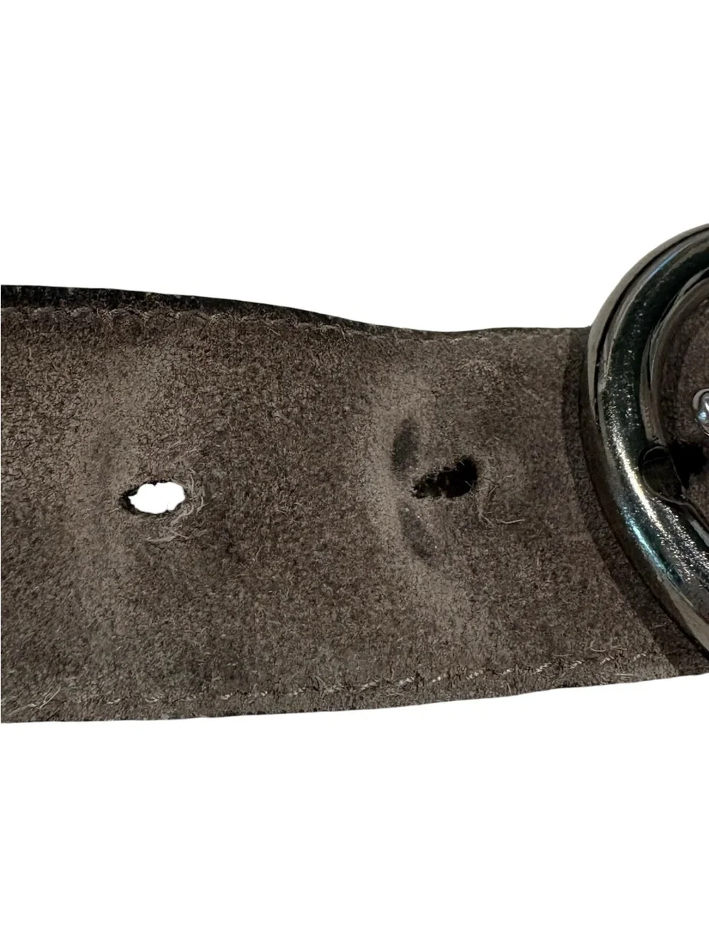 Salvatore Ferragamo - Men's Suede Gancini buckle Belt. Gray / Taupe. Size 42